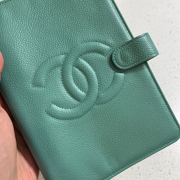 Authentic Chanel caviar agenda MM - Picture 7 of 15